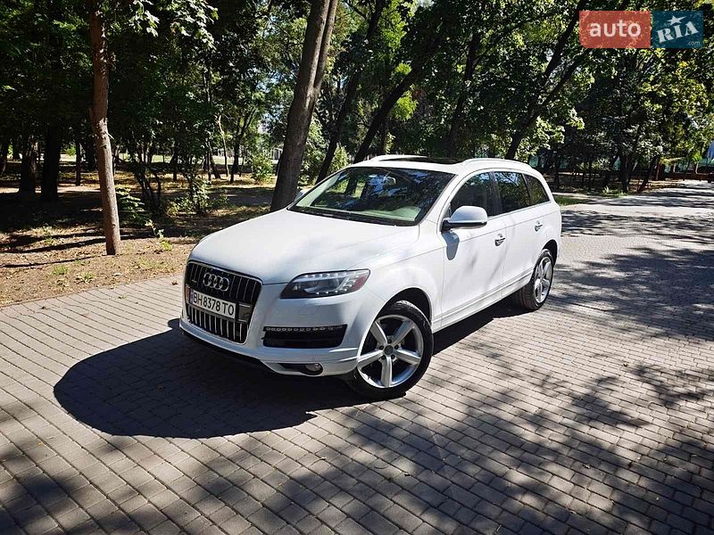 Внедорожник / Кроссовер Audi Q7 2013 в Одессе