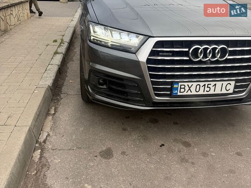 Внедорожник / Кроссовер Audi Q7 2018 в Хмельницком