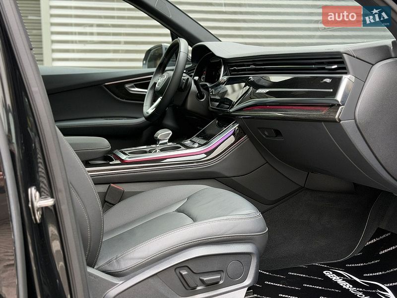 Позашляховик / Кросовер Audi Q7 2025 в Києві