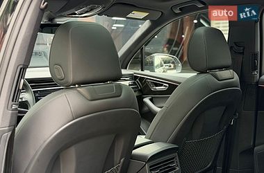 Позашляховик / Кросовер Audi Q7 2025 в Києві