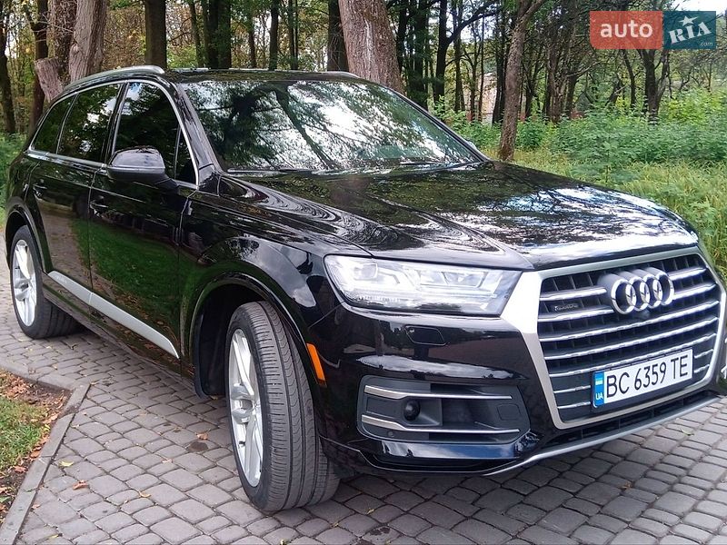 Позашляховик / Кросовер Audi Q7 2016 в Жовкві