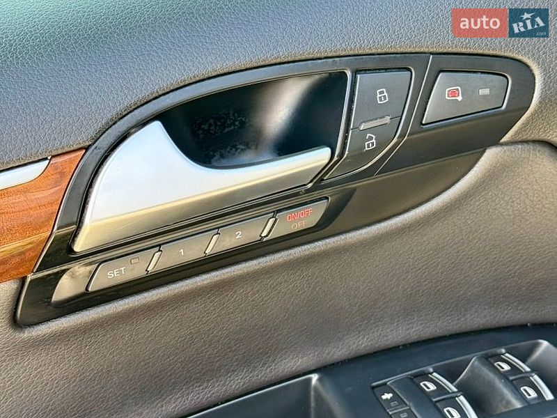Позашляховик / Кросовер Audi Q7 2015 в Львові фото 38 Позашляховик / Кросовер Audi Q7 2015 в Львові