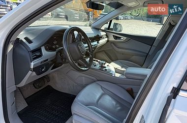 Позашляховик / Кросовер Audi Q7 2016 в Львові