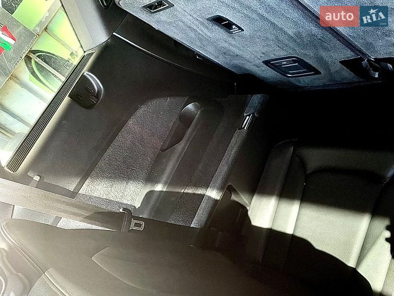 Позашляховик / Кросовер Audi Q7 2017 в Хусті