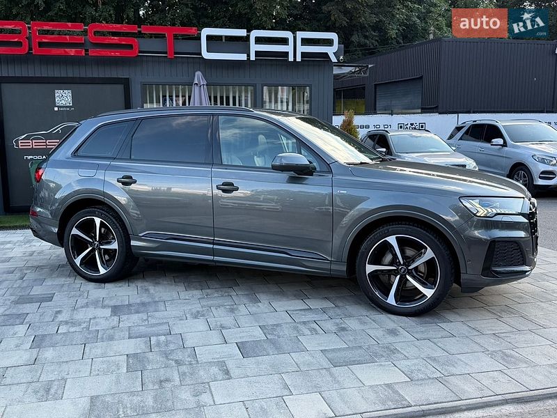Позашляховик / Кросовер Audi Q7 2020 в Вінниці