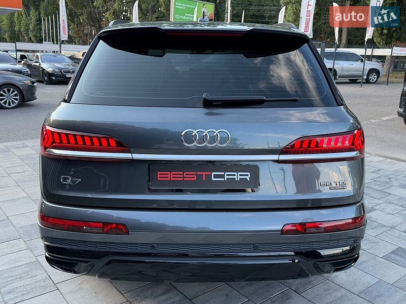 Позашляховик / Кросовер Audi Q7 2020 в Вінниці