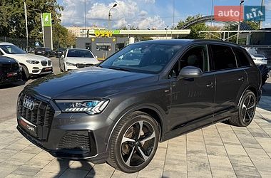 Позашляховик / Кросовер Audi Q7 2020 в Вінниці