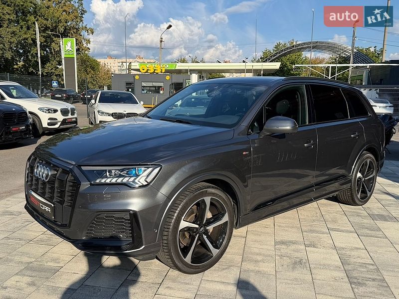 Позашляховик / Кросовер Audi Q7 2020 в Вінниці