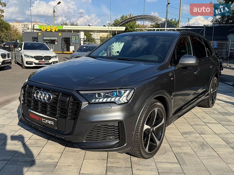 Позашляховик / Кросовер Audi Q7 2020 в Вінниці