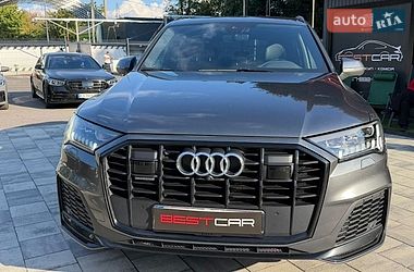 Позашляховик / Кросовер Audi Q7 2020 в Вінниці