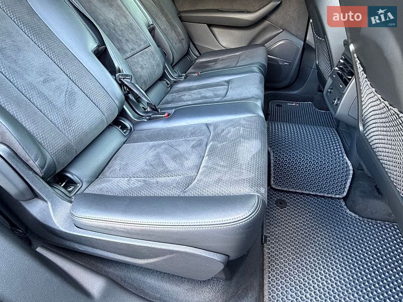 Позашляховик / Кросовер Audi Q7 2020 в Вінниці