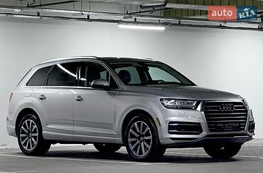 Позашляховик / Кросовер Audi Q7 2016 в Києві