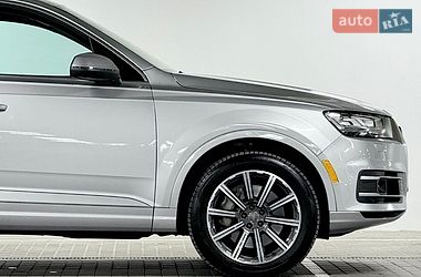 Позашляховик / Кросовер Audi Q7 2016 в Києві