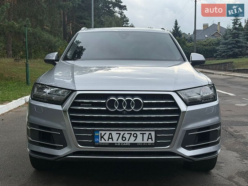 Позашляховик / Кросовер Audi Q7 2018 в Києві