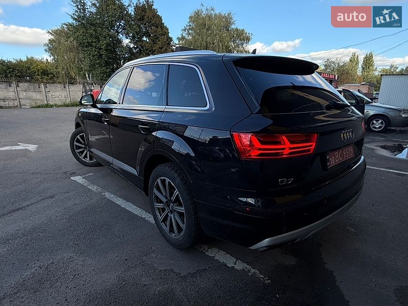 Внедорожник / Кроссовер Audi Q7 2016 в Нежине