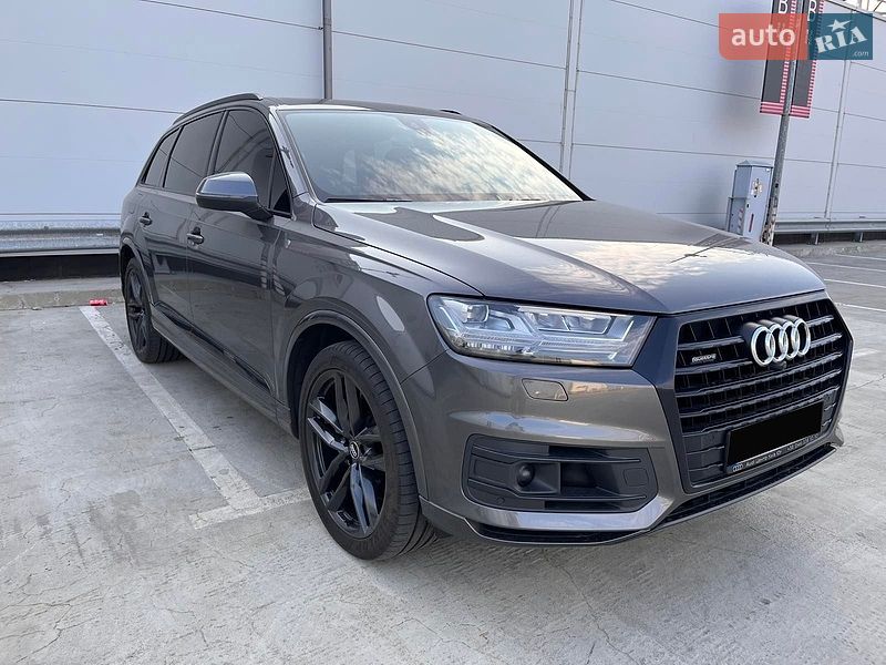 Позашляховик / Кросовер Audi Q7 2018 в Києві