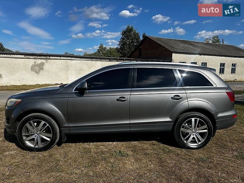 Внедорожник / Кроссовер Audi Q7 2011 в Збараже