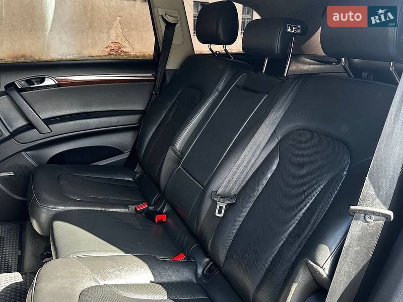 Внедорожник / Кроссовер Audi Q7 2011 в Збараже