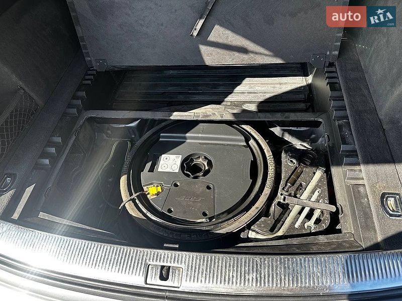 Внедорожник / Кроссовер Audi Q7 2011 в Збараже