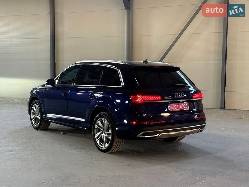 Audi Q7 2021