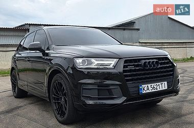 Позашляховик / Кросовер Audi Q7 2017 в Києві