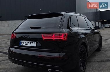 Позашляховик / Кросовер Audi Q7 2017 в Києві