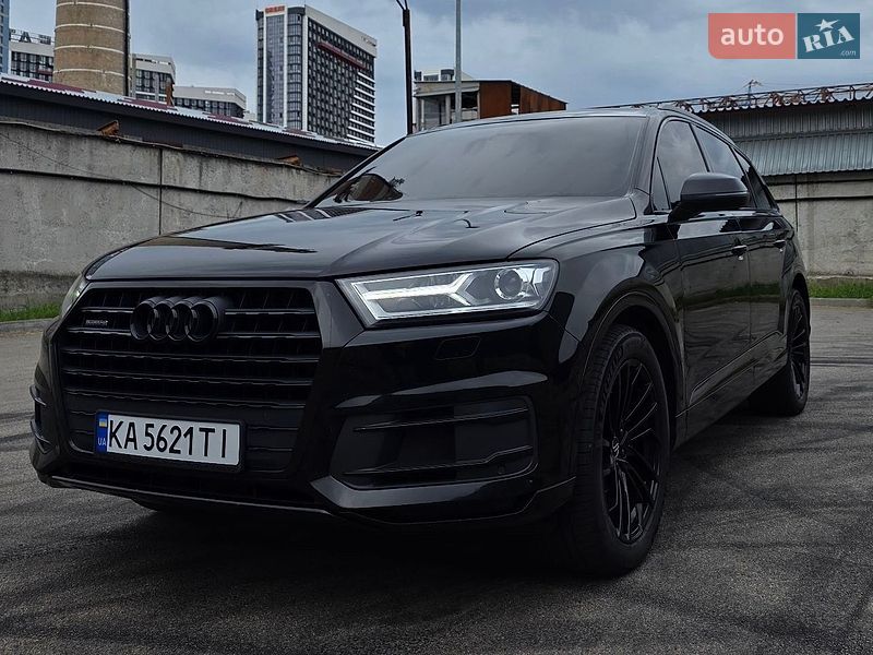 Позашляховик / Кросовер Audi Q7 2017 в Києві