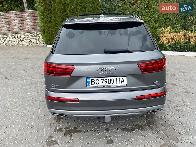 Позашляховик / Кросовер Audi Q7 2017 в Тернополі