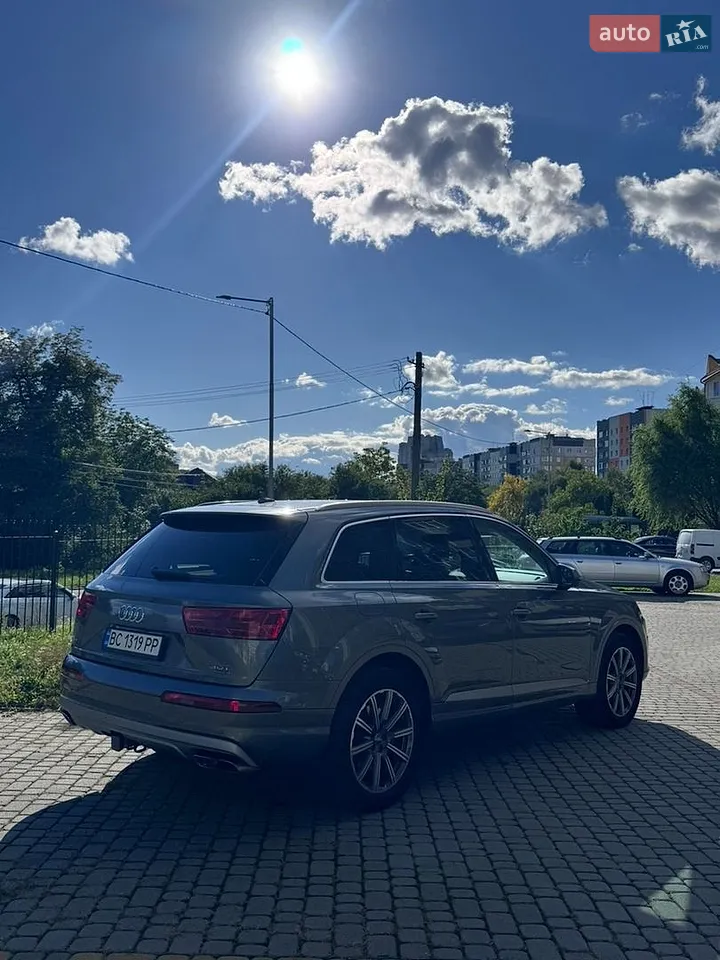 Audi Q7 2017 photo 4