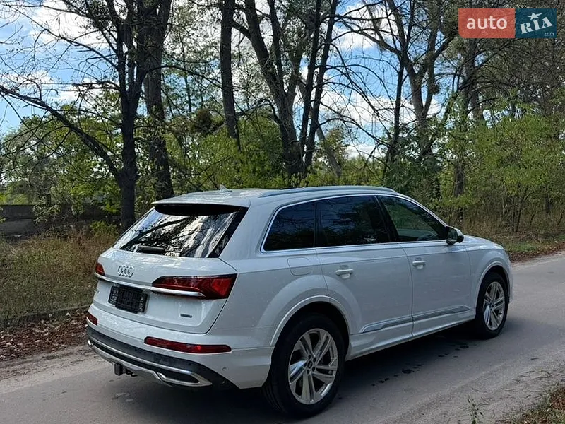 Audi Q7 2021