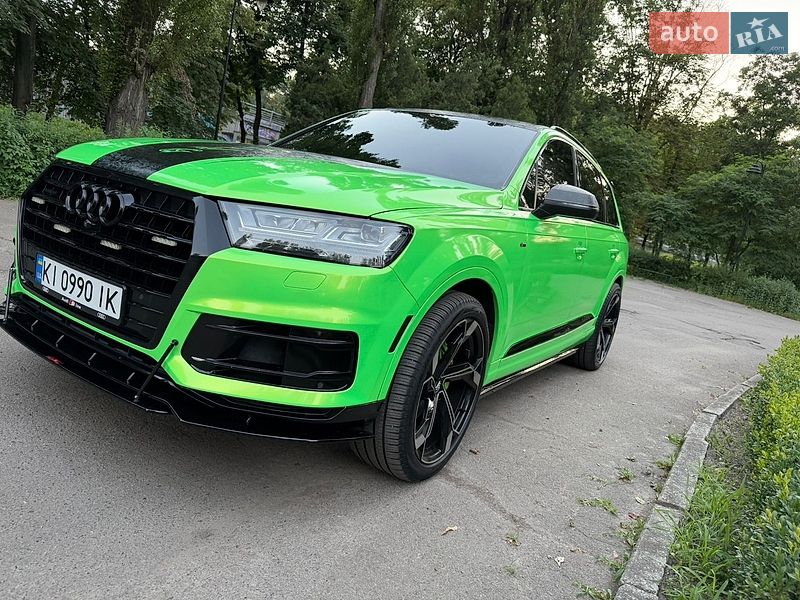 Внедорожник / Кроссовер Audi Q7 2016 в Киеве