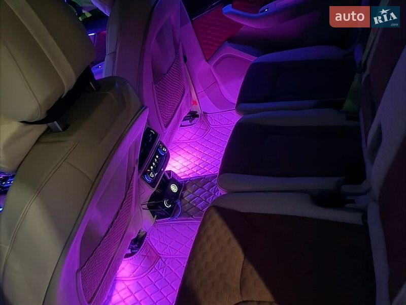 Внедорожник / Кроссовер Audi Q7 2016 в Киеве