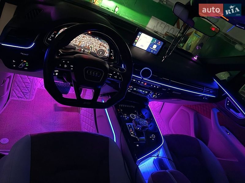 Внедорожник / Кроссовер Audi Q7 2016 в Киеве