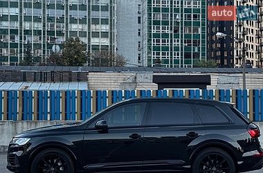 Позашляховик / Кросовер Audi Q7 2022 в Києві