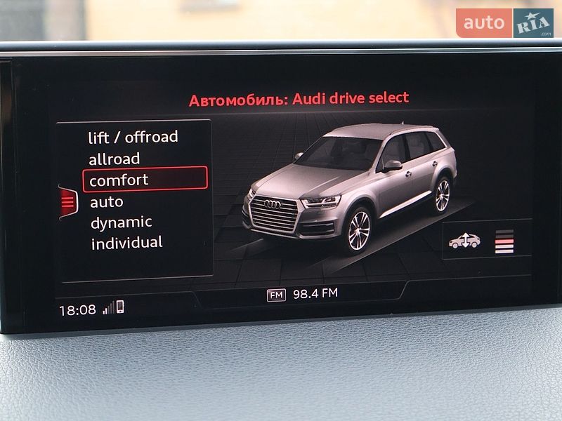 Позашляховик / Кросовер Audi Q7 2016 в Рівному