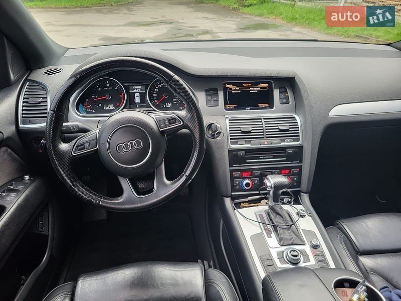Позашляховик / Кросовер Audi Q7 2013 в Івано-Франківську