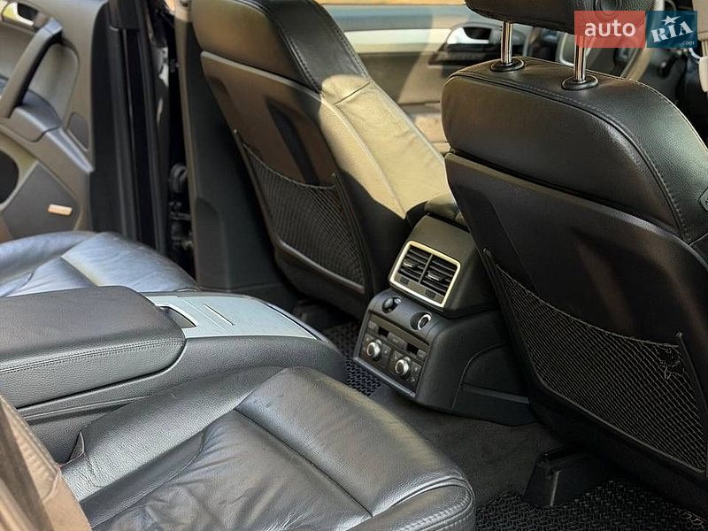 Позашляховик / Кросовер Audi Q7 2007 в Києві фото 44 Позашляховик / Кросовер Audi Q7 2007 в Києві