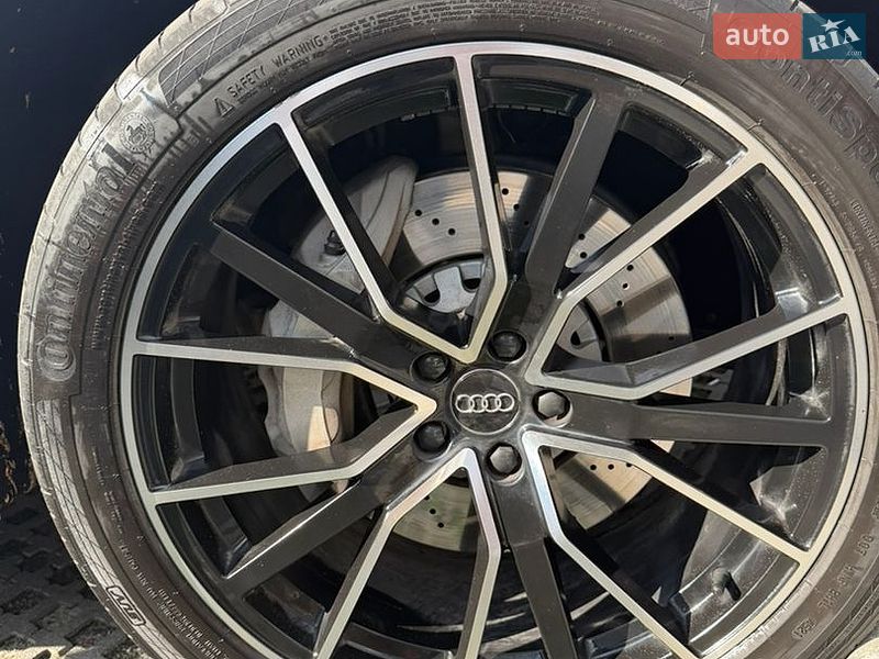 Позашляховик / Кросовер Audi Q7 2019 в Львові