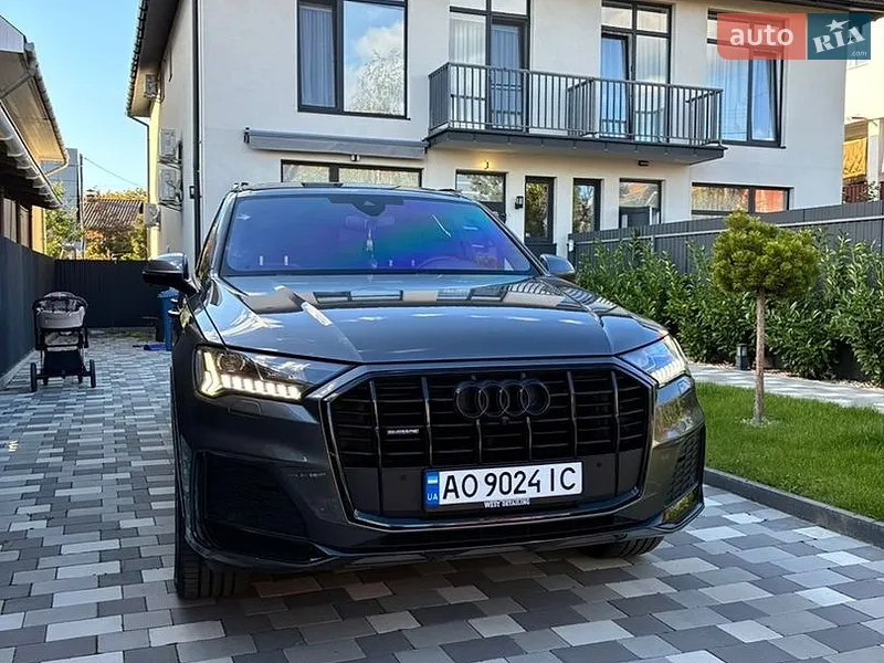 Audi Q7 2021