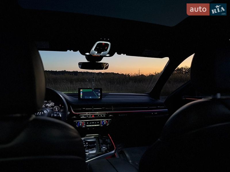 Позашляховик / Кросовер Audi Q7 2017 в Вінниці
