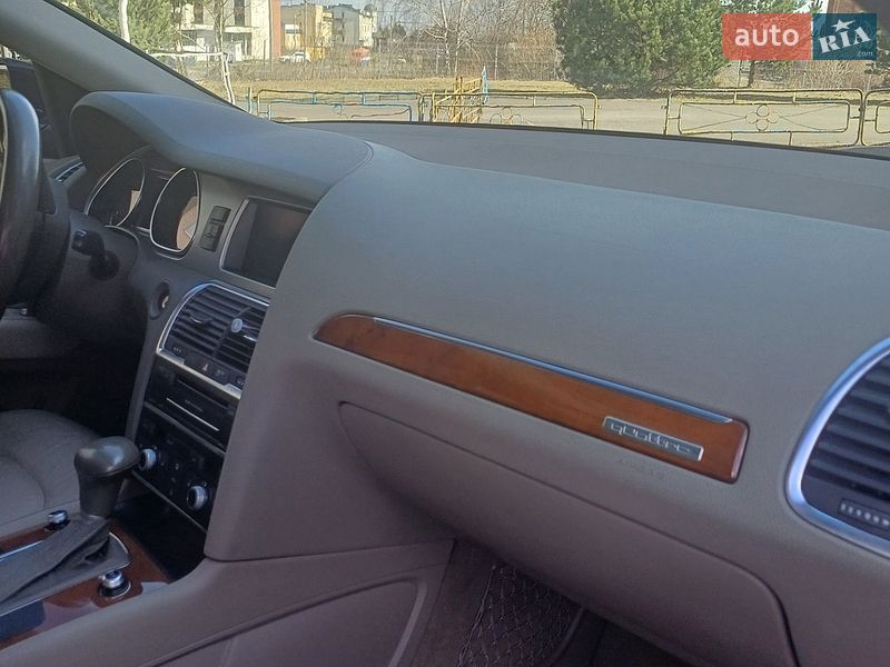 Позашляховик / Кросовер Audi Q7 2014 в Ковелі