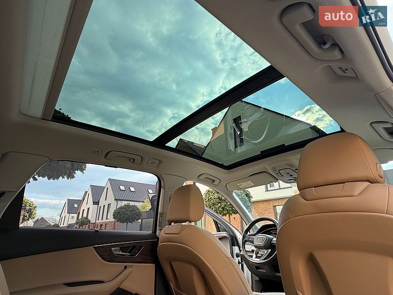 Позашляховик / Кросовер Audi Q7 2019 в Львові