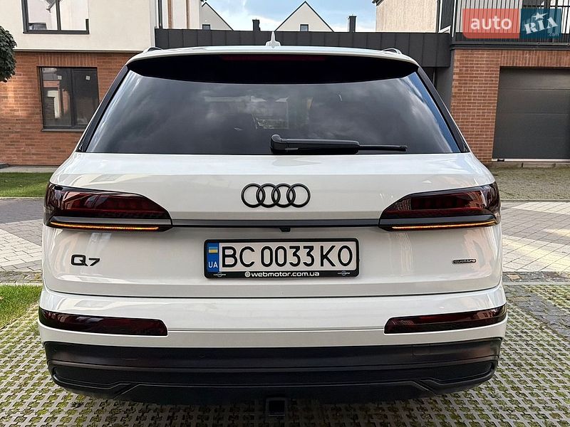 Позашляховик / Кросовер Audi Q7 2019 в Львові