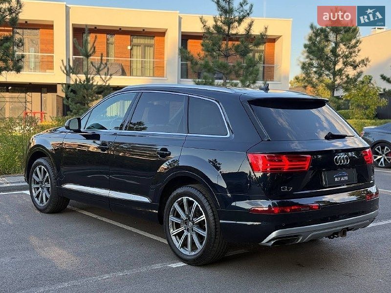 Позашляховик / Кросовер Audi Q7 2017 в Києві фото 5 Позашляховик / Кросовер Audi Q7 2017 в Києві