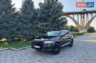 Позашляховик / Кросовер Audi Q7 2016 в Дніпрі
