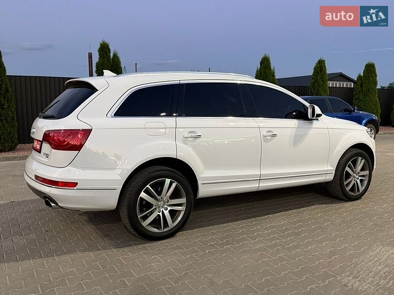 Внедорожник / Кроссовер Audi Q7 2013 в Тернополе