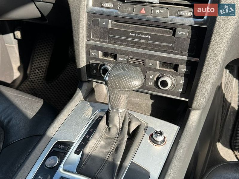 Внедорожник / Кроссовер Audi Q7 2014 в Харькове