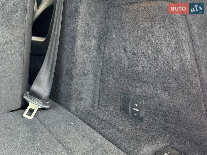 Внедорожник / Кроссовер Audi Q7 2014 в Харькове