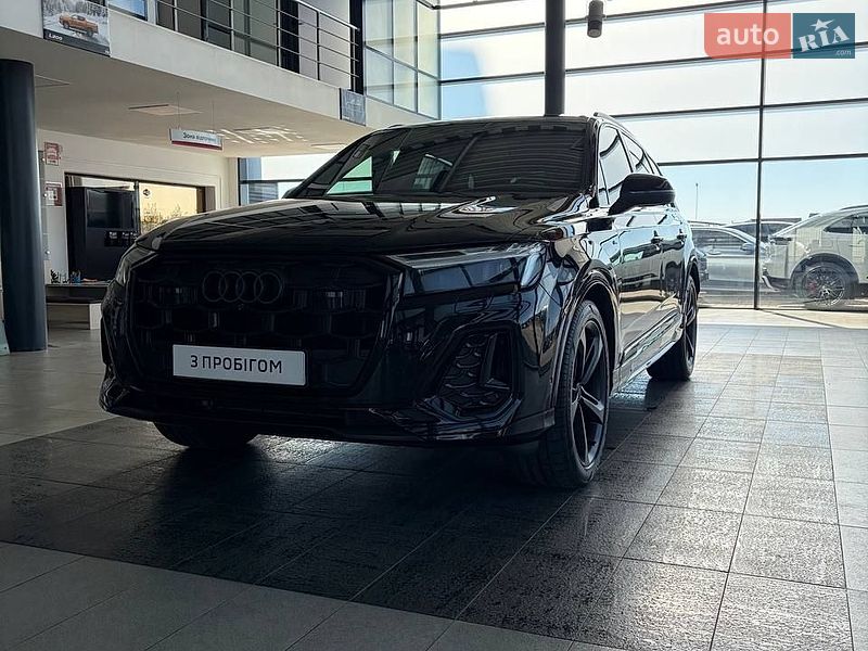 Внедорожник / Кроссовер Audi Q7 2025 в Ужгороде