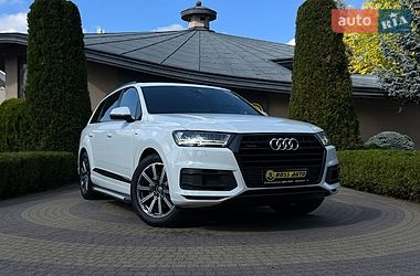 Позашляховик / Кросовер Audi Q7 2016 в Львові
